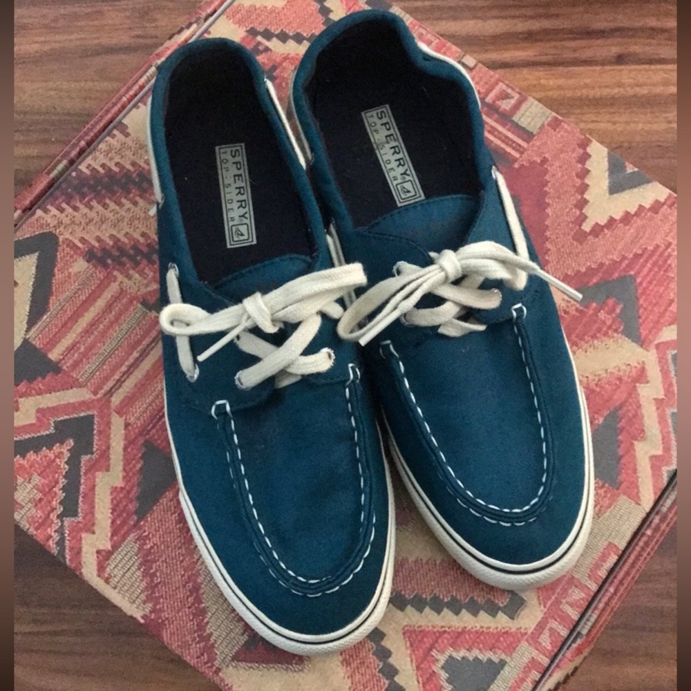 Womens Sperrys - Top Sliders. Size 8